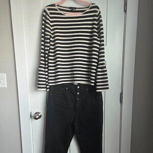 Ann Taylor Sweater/LOFT Blk Cropped Jeans